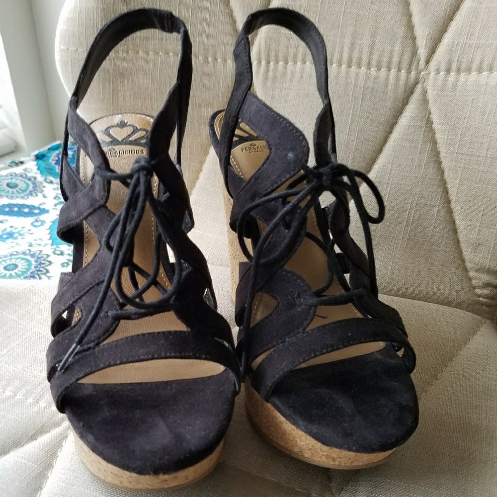 FERGALICIUOS SANDALS